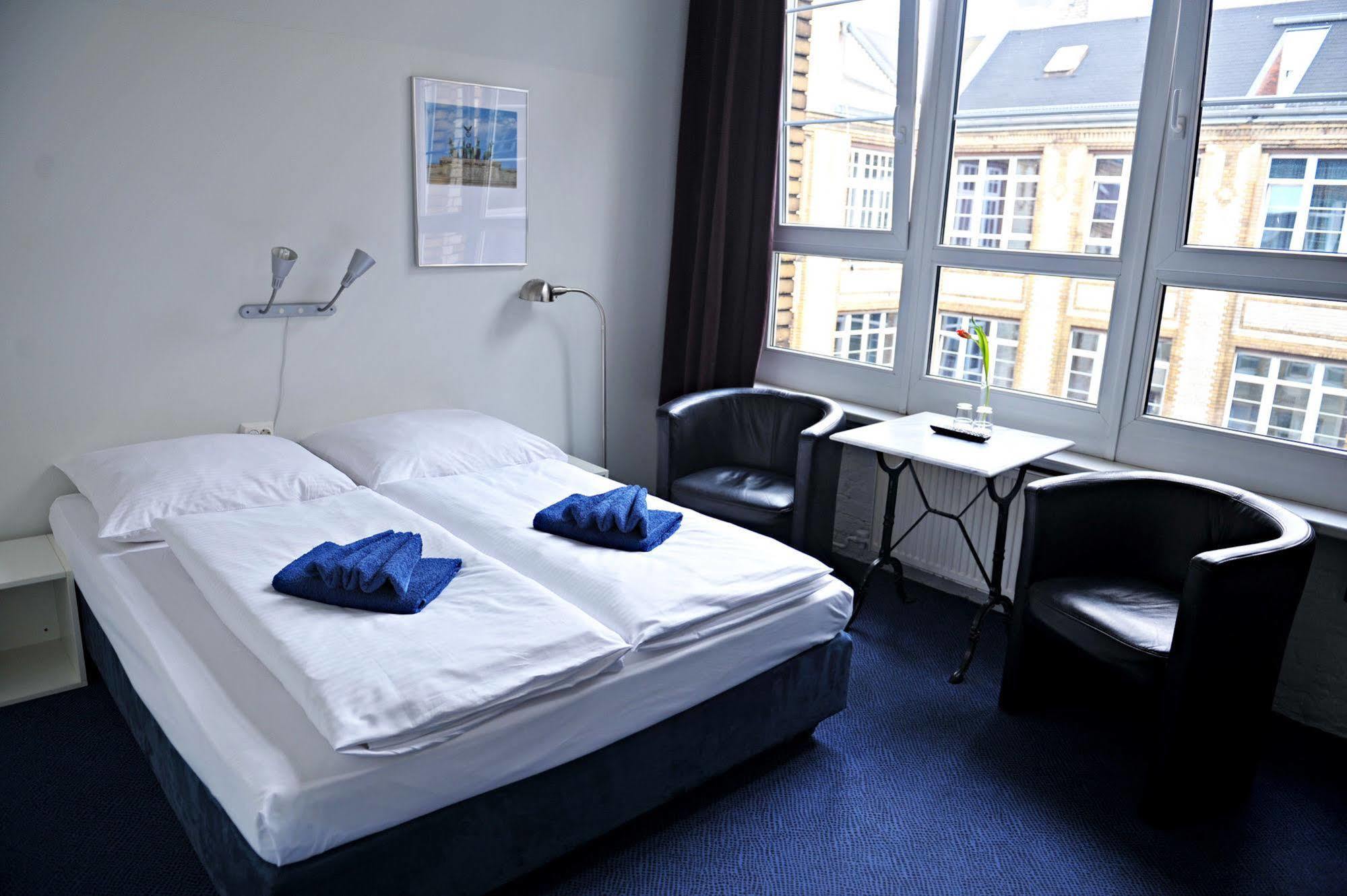 Hotel Transit Berlin Exterior photo