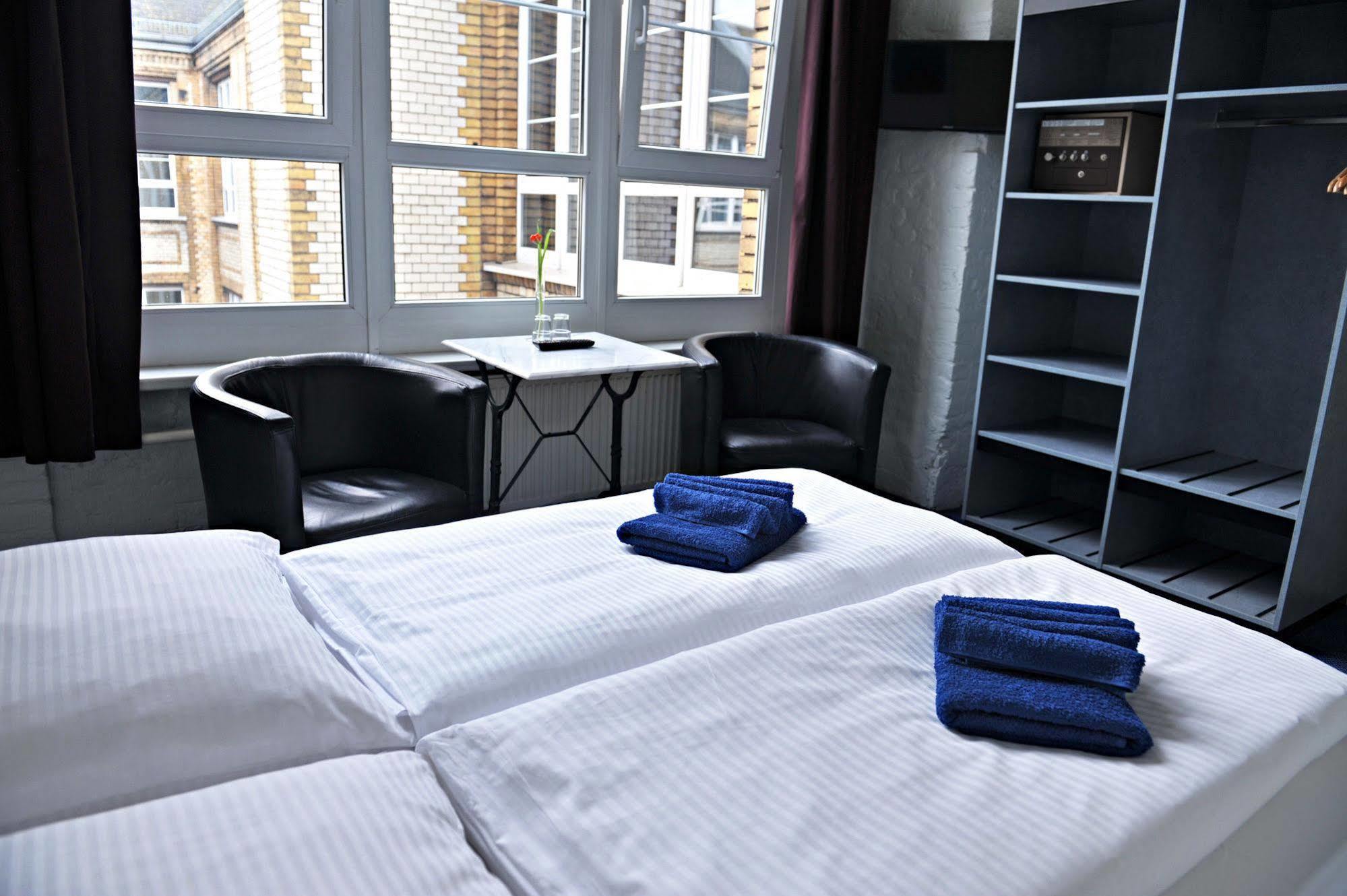 Hotel Transit Berlin Exterior photo
