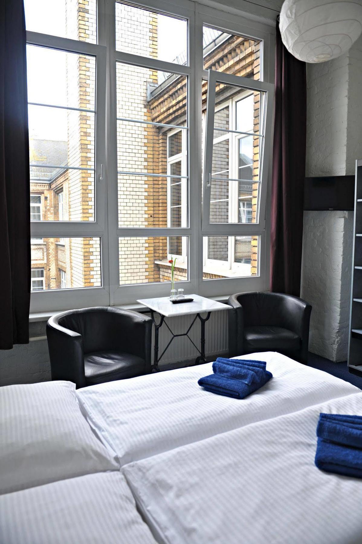Hotel Transit Berlin Exterior photo